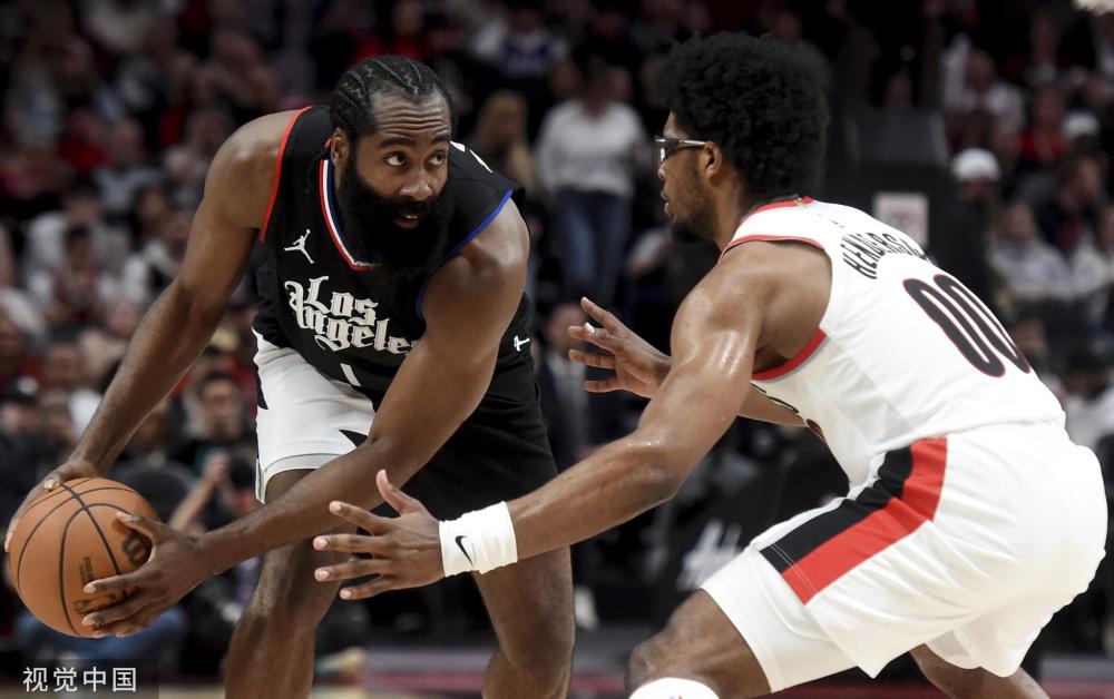 她不仅展现 她不仅展现